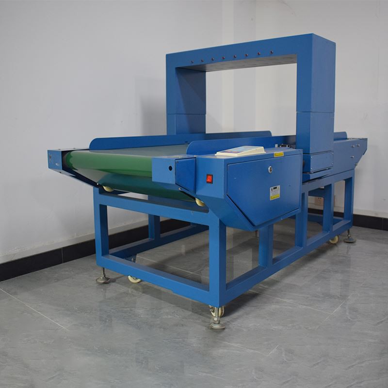 Rilevatore di aghi metallici